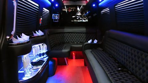 Limo rental in Queens